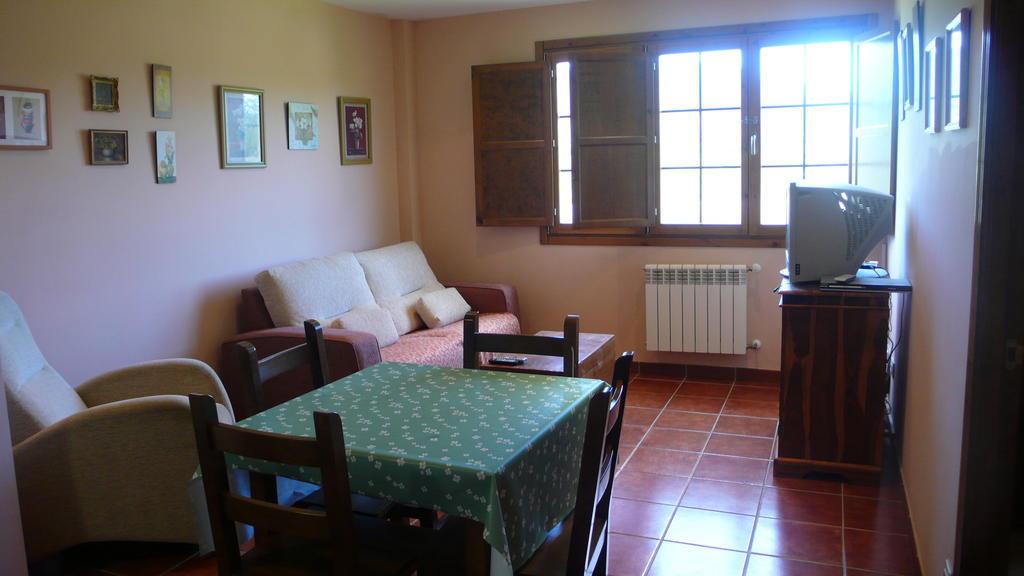 Apartamentos Rurales Casa Tata فِيافيثيوسّا الغرفة الصورة